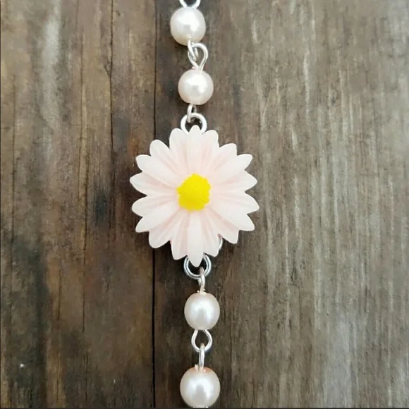 Daisy Pale Pink Buttery Bracelets 2 Piece Set New - Picture 4 of 8